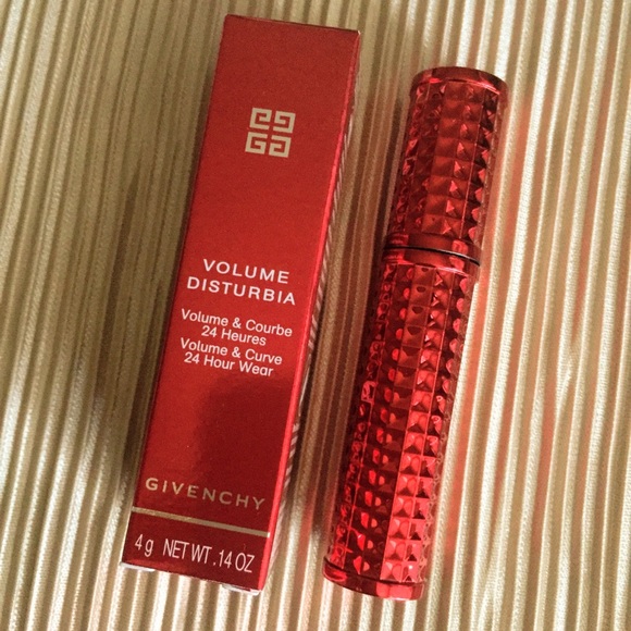 Givenchy Other - GIVENCHY VOLUME DISTURBIA MASCARA 4g